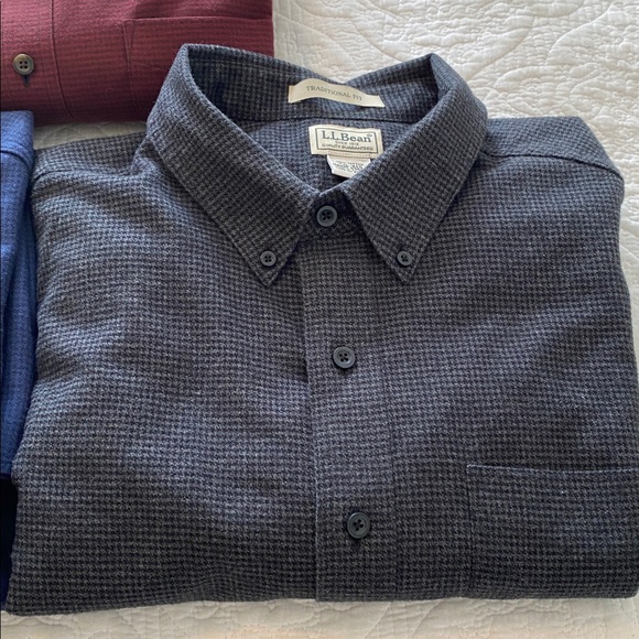 Bundle of 3 Men's L.L. Bean Wicked Good Flannel shirts - Picture 3 of 10